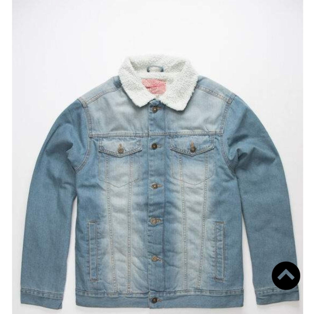 TILLYS jean jacket!!!!